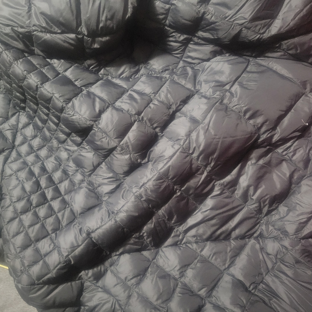 Coat - Picture 10 of 12